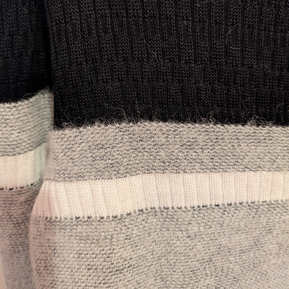 Theory Striped Black, Grey & White Women's Sweater (L) - Picture 5 of 7